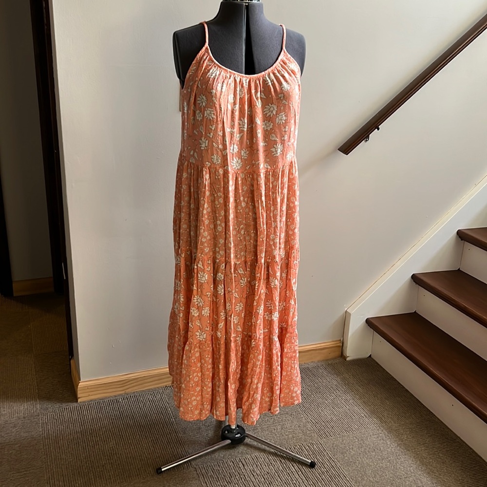 Universal Thread adjustable strap maxi dress